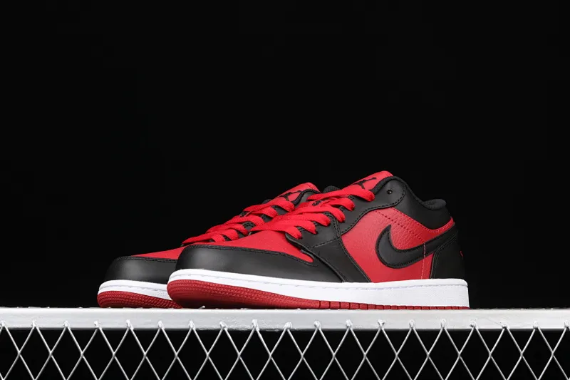 All categories Air Jordan Jordan series basketball shoes Air Jordan 1 Low G version pure original Air Jordan 1 Low AJ1 Joe 1 banned low-top cultural basketball shoes 553558-610